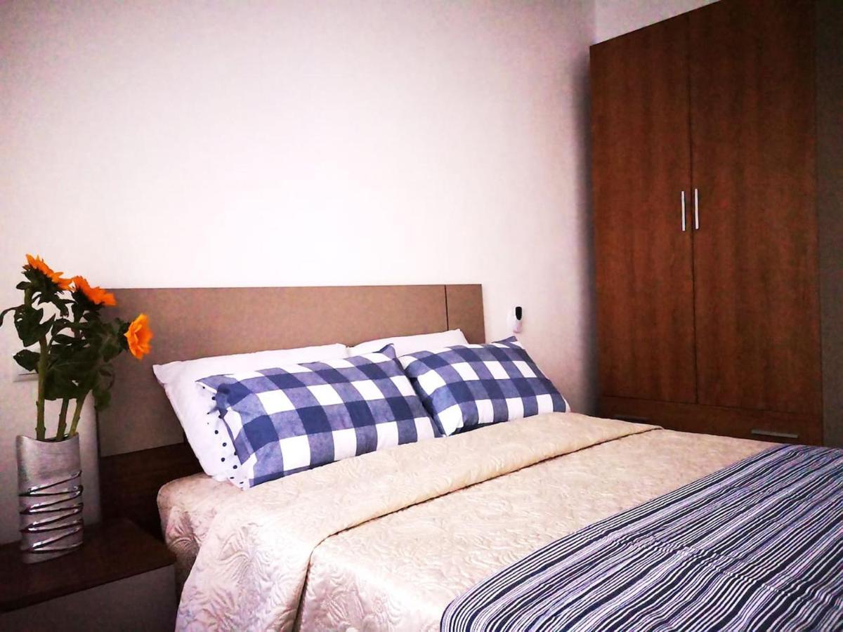 3 Bedroom 150 M From The Beach Torrevieja Ngoại thất bức ảnh